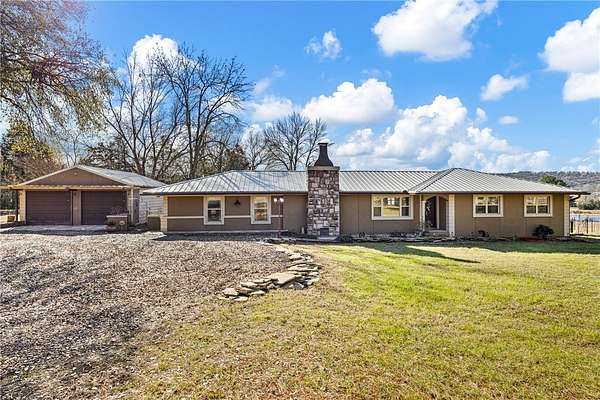 4.49 Acres of Land with Home for Sale in Russellville, Arkansas