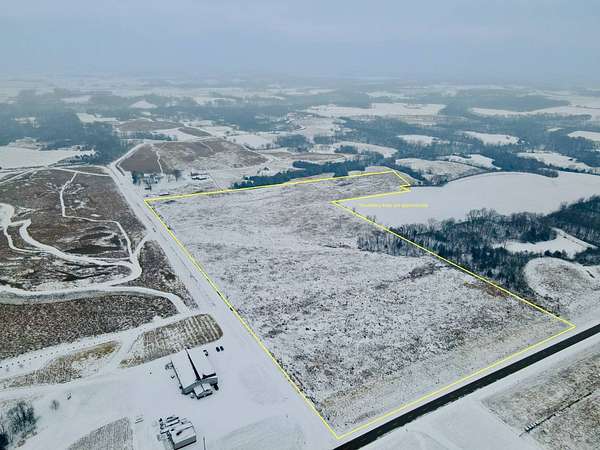 36 Acres of Land for Sale in Wayland, Iowa