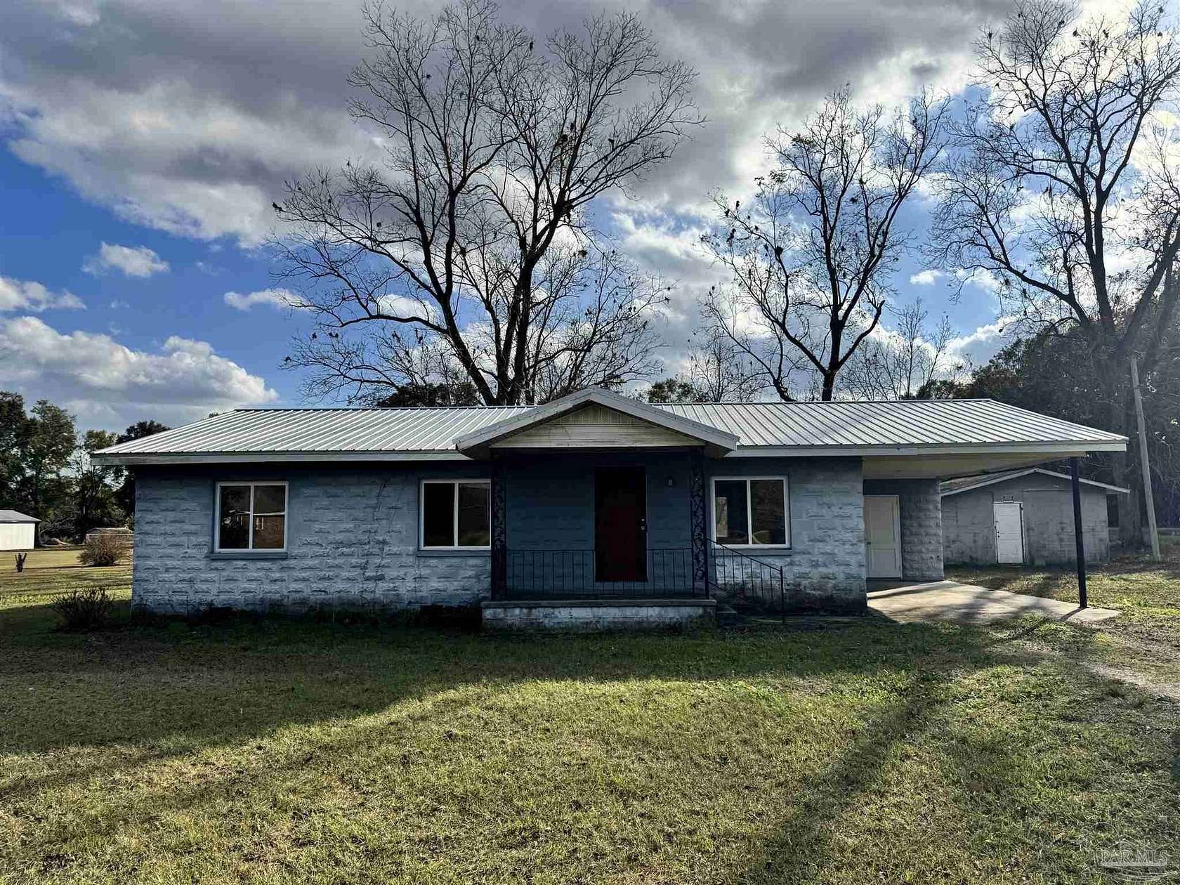 1.83 Acres of Improved Mixed-Use Land for Lease in Century, Florida