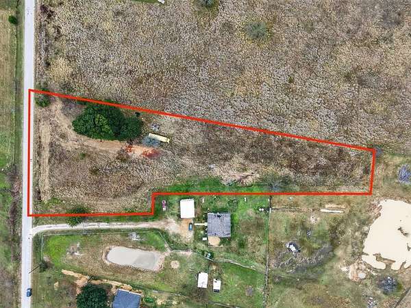 2 Acres of Residential Land for Sale in Scurry, Texas