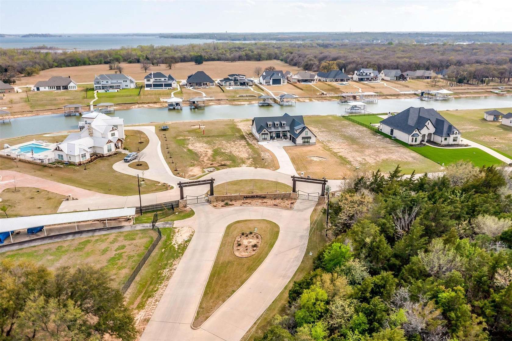 0.7 Acres of Residential Land for Sale in Pelican Bay, Texas