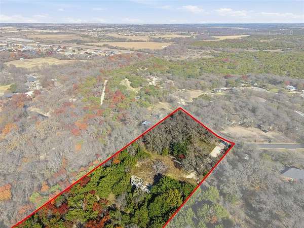 3 Acres of Residential Land for Sale in Cresson, Texas