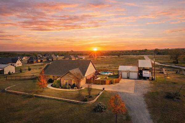 4 Acres of Land with Home for Sale in Boyd, Texas