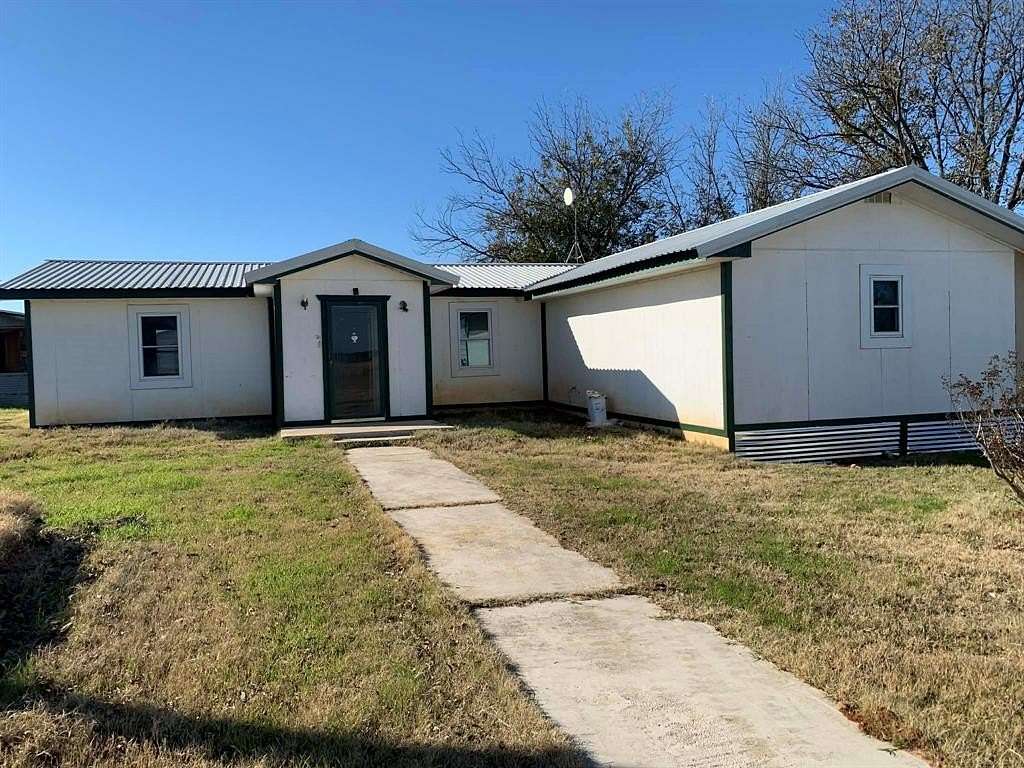 11.8 Acres of Land with Home for Sale in Dublin, Texas