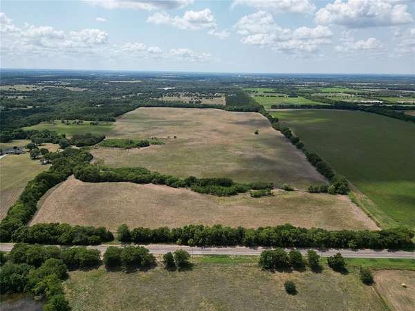 115 Acres of Land for Sale in Whitewright, Texas