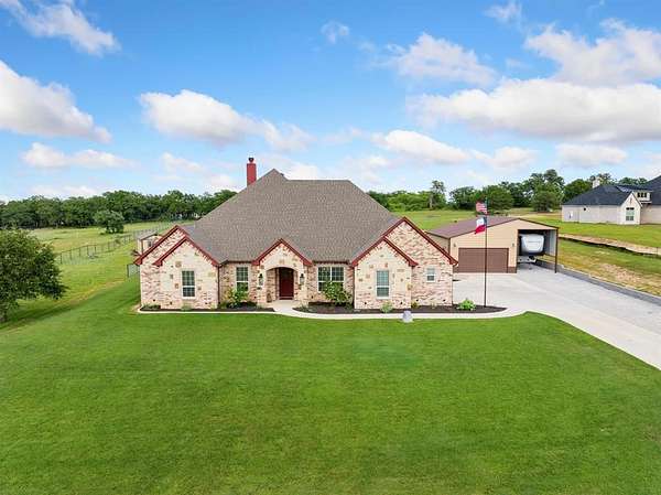 2.53 Acres of Residential Land with Home for Sale in Poolville, Texas