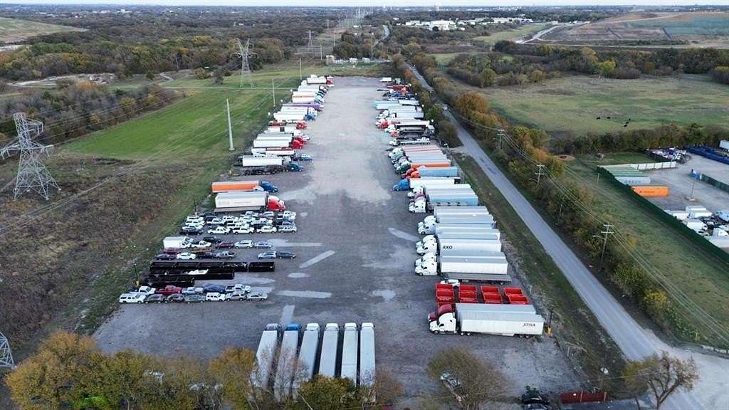 10.5 Acres of Commercial Land for Sale in Fort Worth, Texas