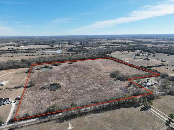 31.8 Acres of Agricultural Land for Sale in Lone Oak, Texas