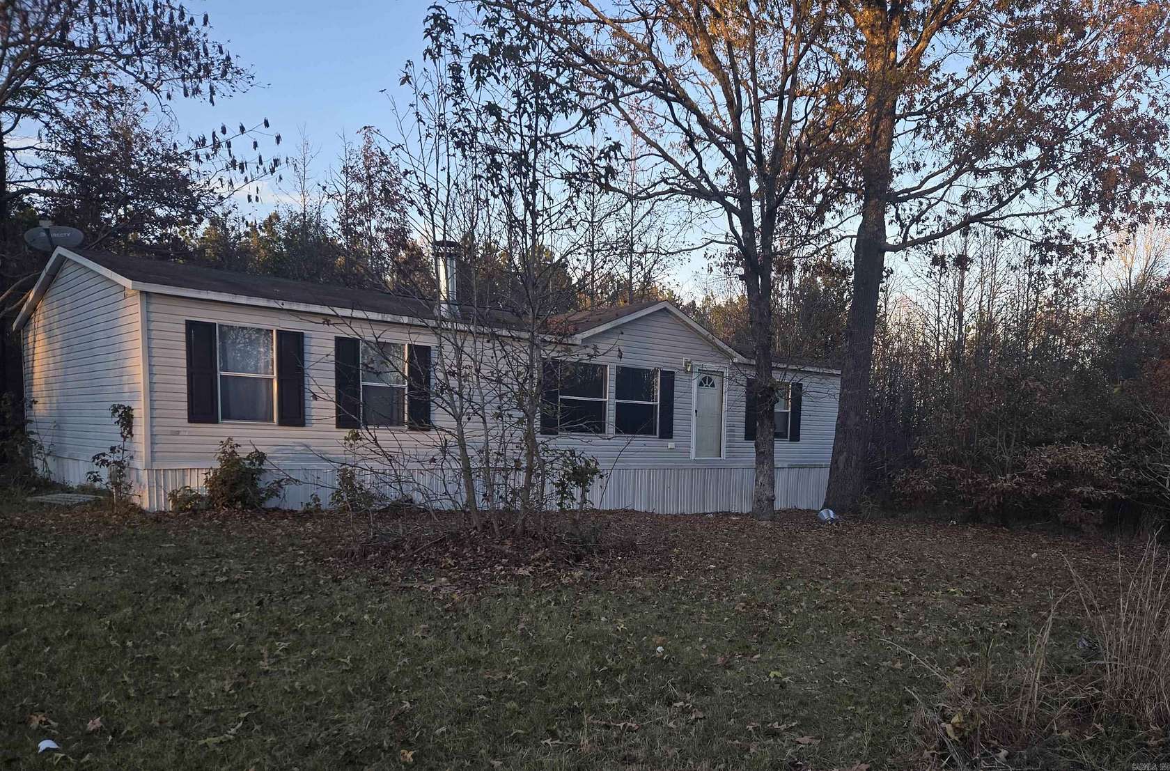 2 Acres of Residential Land with Home for Sale in Nashville, Arkansas