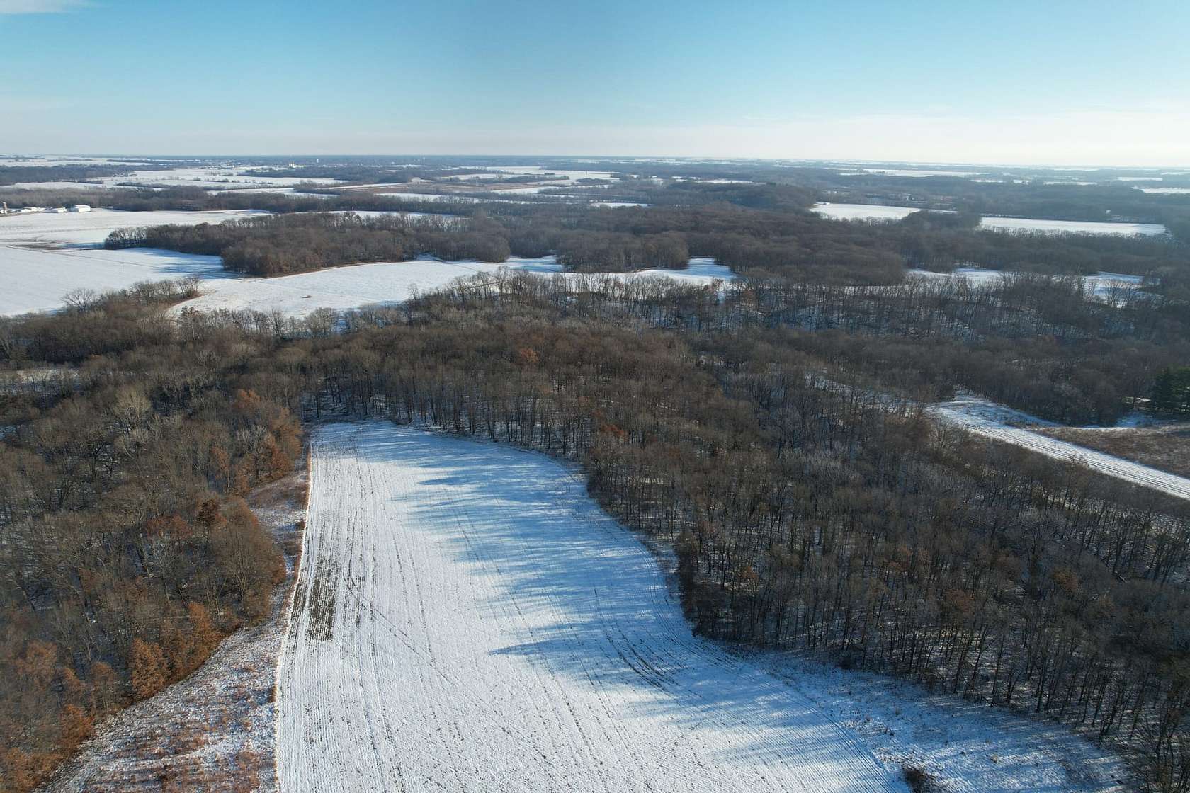 40 Acres of Recreational Land & Farm for Sale in Lakewood, Illinois