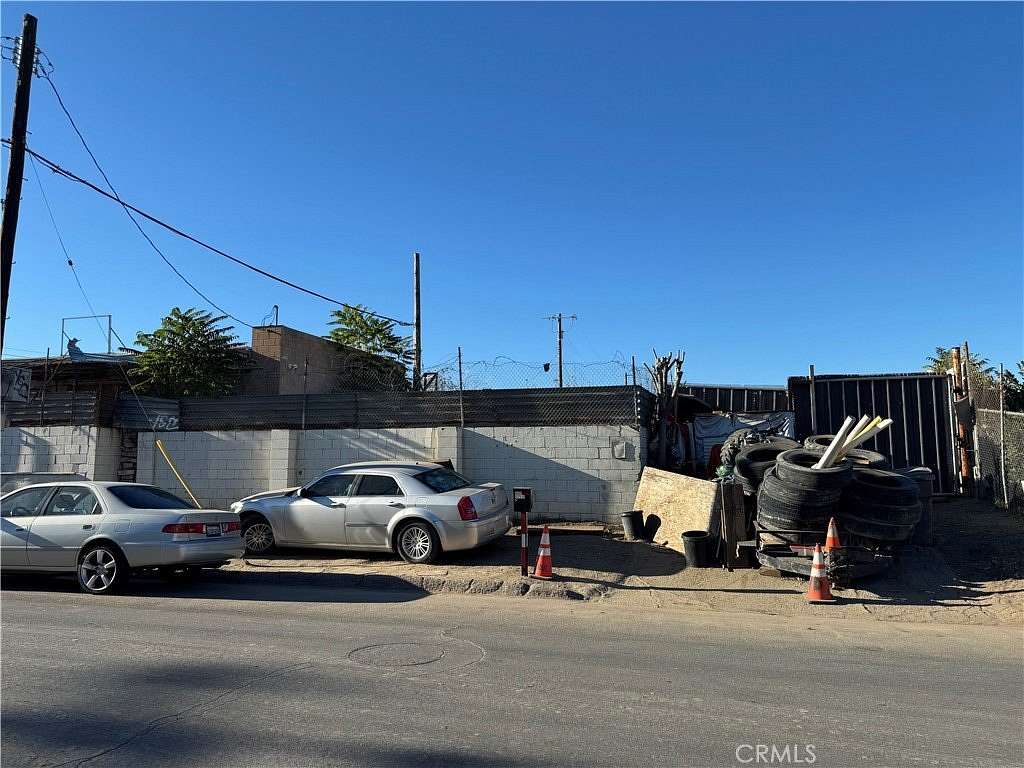 0.2 Acres of Mixed-Use Land for Sale in Pacoima, California