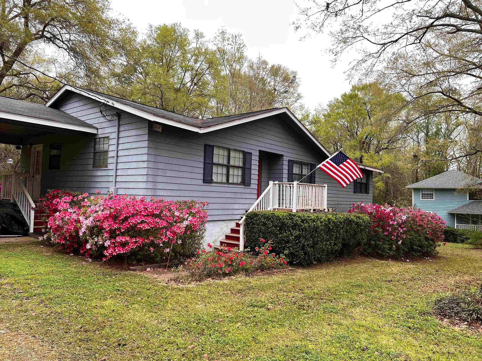 2.32 Acres of Residential Land with Home for Sale in Tallahassee, Florida