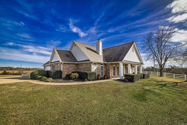 52.7 Acres of Land with Home for Sale in Bismarck, Arkansas