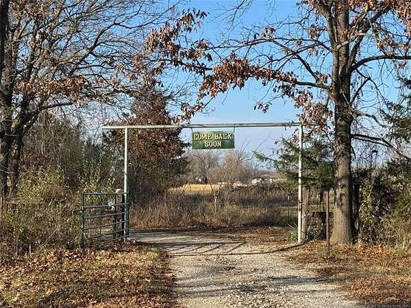 25.8 Acres of Recreational Land for Sale in Sapulpa, Oklahoma