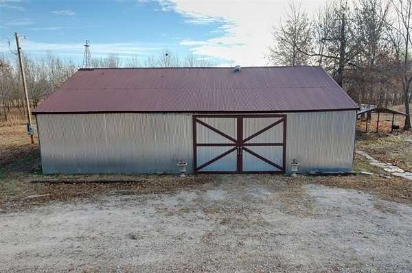 25.8 Acres of Recreational Land for Sale in Sapulpa, Oklahoma