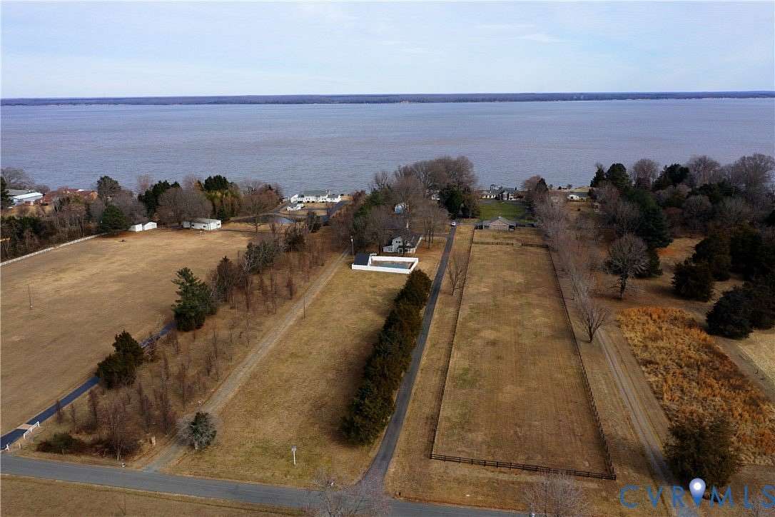 2 Acres of Residential Land with Home for Sale in Stafford, Virginia