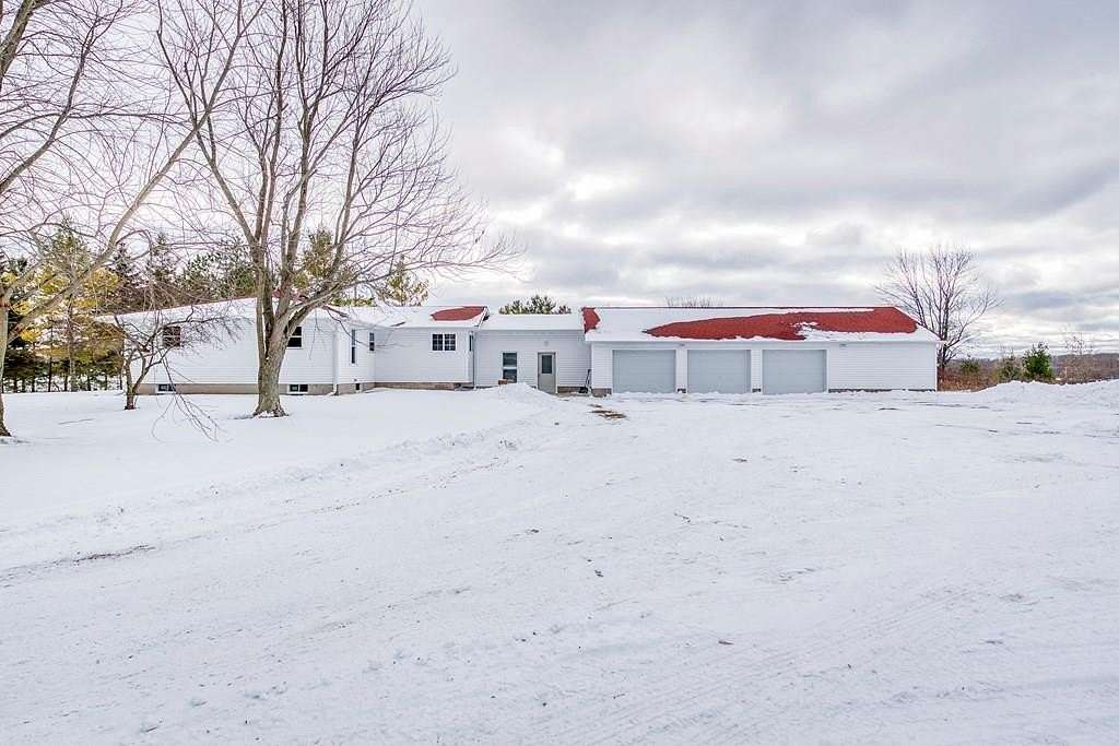 2.33 Acres of Residential Land with Home for Sale in Egg Harbor, Wisconsin