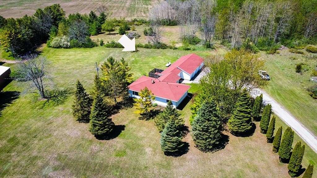 4.41 Acres of Land with Home for Sale in Egg Harbor, Wisconsin