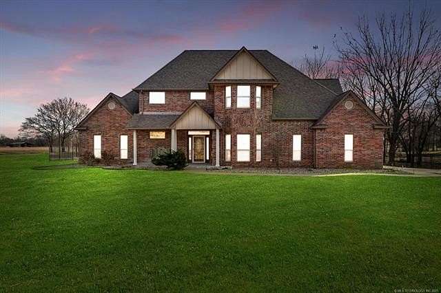 4.57 Acres of Residential Land with Home for Sale in Collinsville, Oklahoma