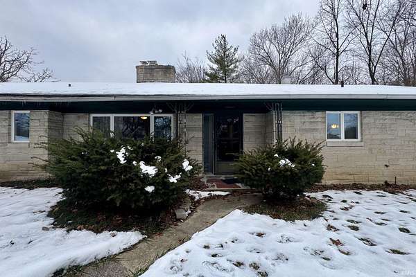 2 Acres of Land with Home for Sale in Fort Wayne, Indiana