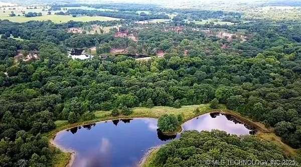 2.7 Acres of Residential Land for Sale in Colbert, Oklahoma