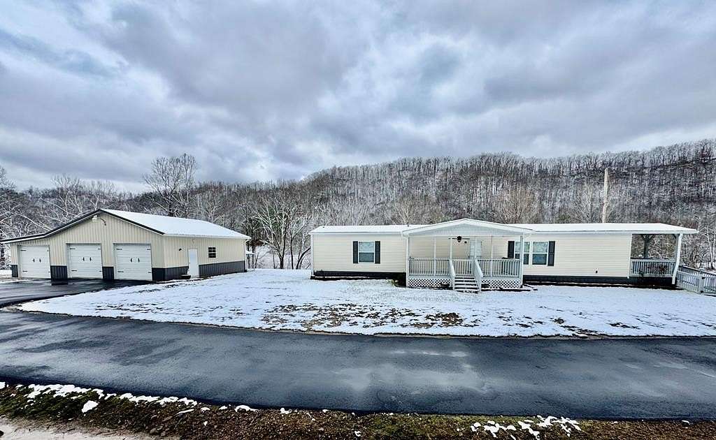 10 Acres of Residential Land with Home for Sale in Inez, Kentucky