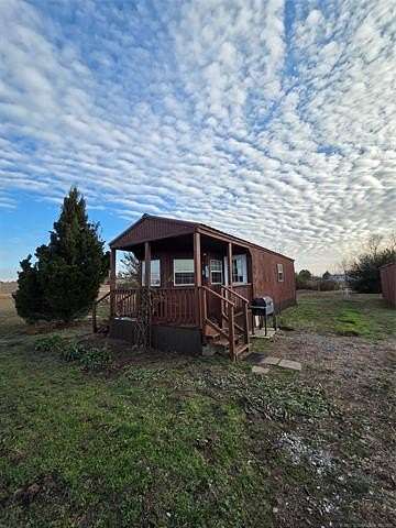 1.33 Acres of Residential Land with Home for Sale in Pryor, Oklahoma