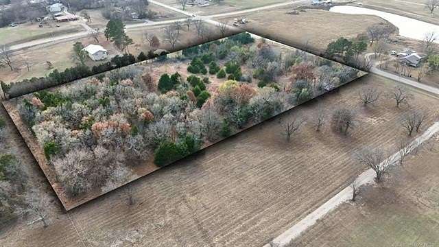 5 Acres of Residential Land for Sale in Davis, Oklahoma