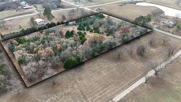 5 Acres of Residential Land for Sale in Davis, Oklahoma