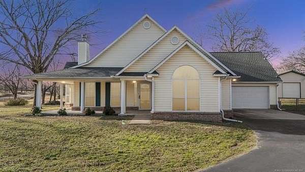 1.73 Acres of Residential Land with Home for Sale in Claremore, Oklahoma