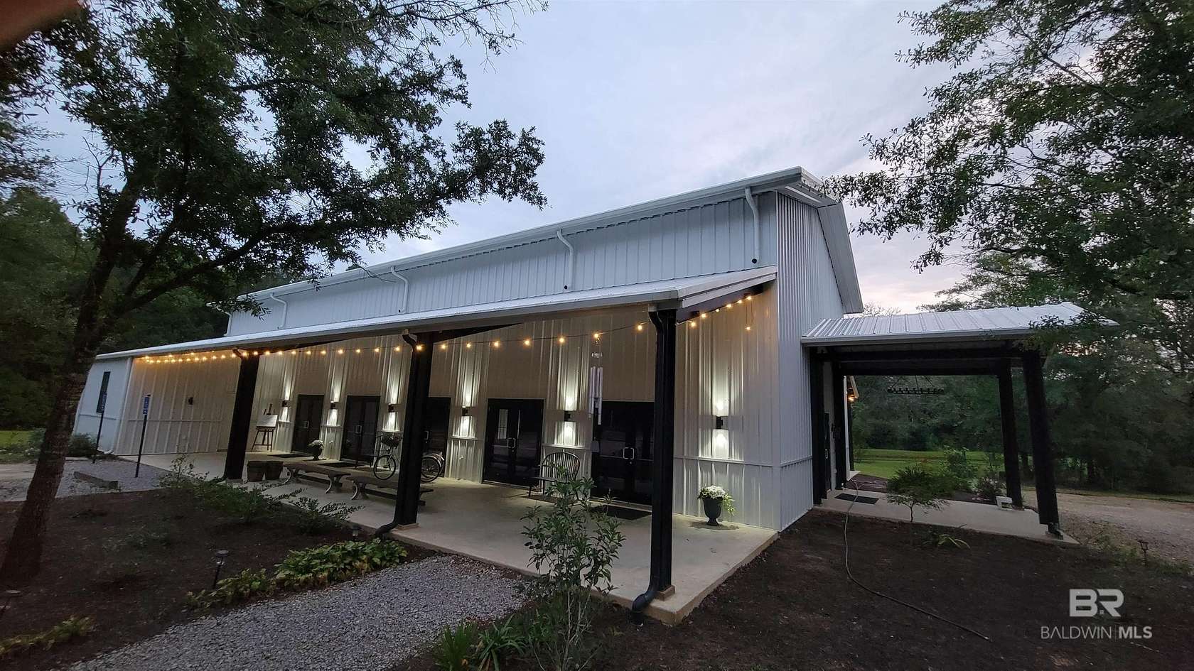 9.25 Acres of Residential Land with Home for Sale in Elberta, Alabama