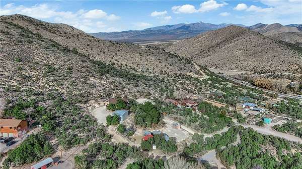 2.39 Acres of Residential Land with Home for Sale in Las Vegas, Nevada