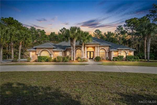 2.75 Acres of Residential Land with Home for Sale in Beverly Hills, Florida