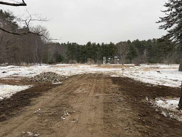 1 Acre of Land for Sale in North Yarmouth Town, Maine