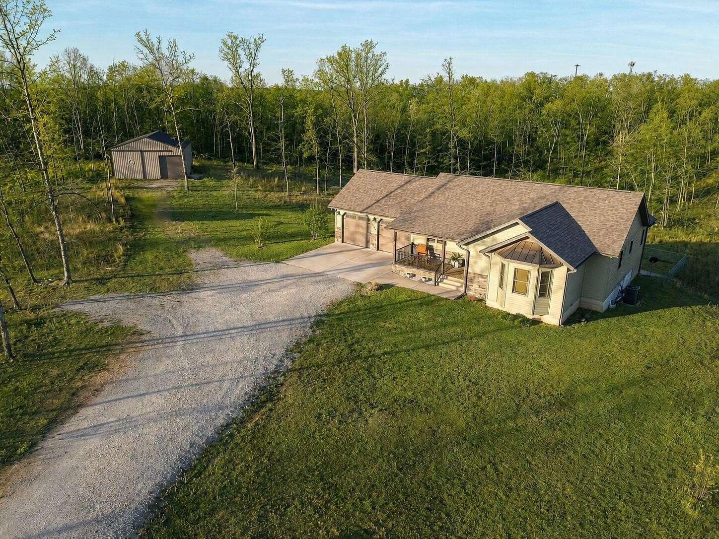 2.32 Acres of Land with Home for Sale in Mountain View, Missouri