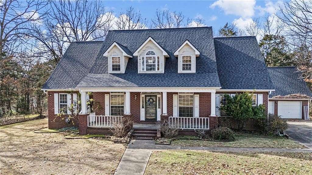 3.83 Acres of Residential Land with Home for Sale in Russellville, Arkansas