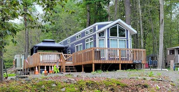 0.15 Acres of Residential Land for Sale in Gouldsboro, Pennsylvania