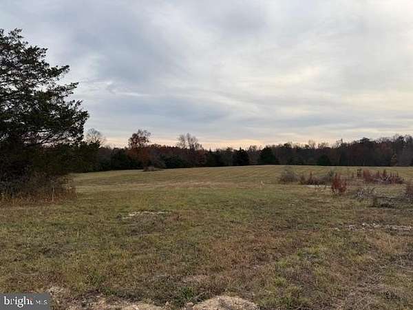 9 Acres of Commercial Land for Sale in White Post, Virginia
