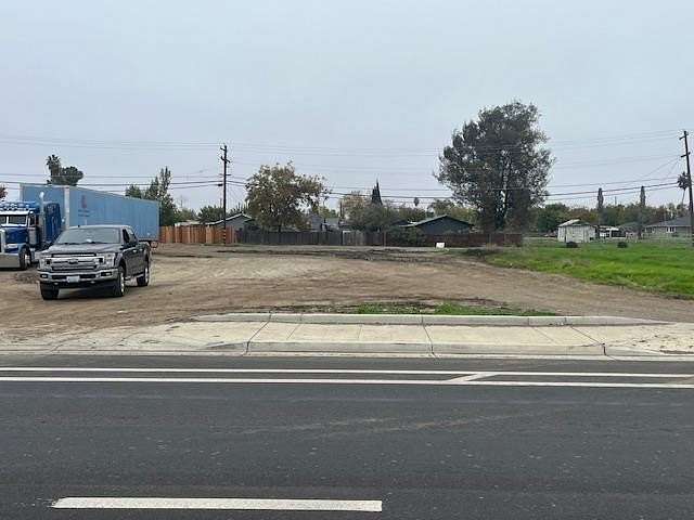 0.18 Acres of Commercial Land for Sale in Firebaugh, California