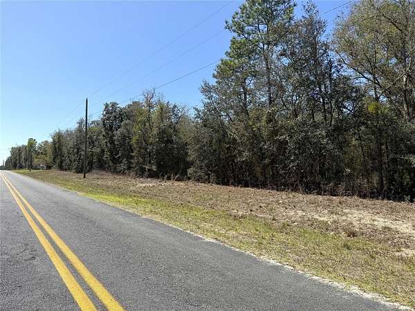 0.64 Acres of Land for Sale in Williston, Florida