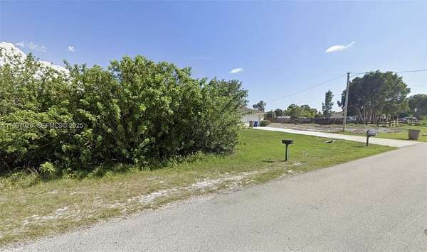 Residential Land for Sale in Lehigh Acres, Florida