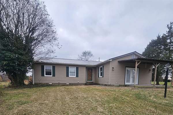 2.14 Acres of Land with Home for Sale in Glasgow, Kentucky