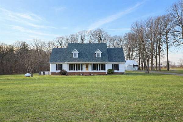 9.63 Acres of Land with Home for Sale in Glasgow, Kentucky