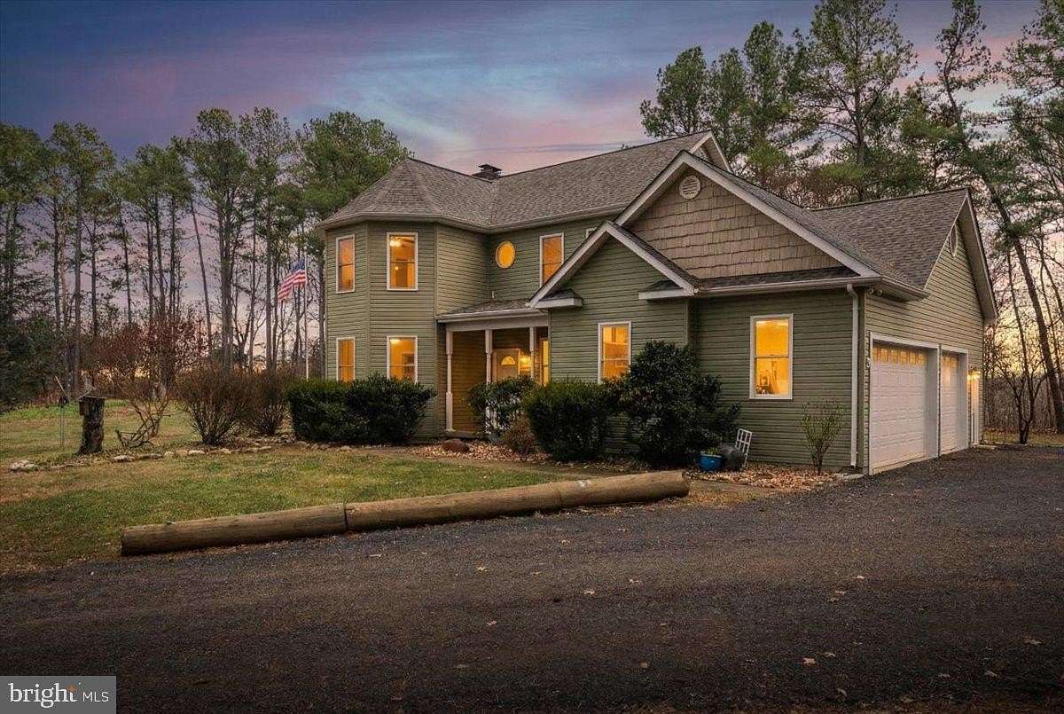 3 Acres of Residential Land with Home for Sale in Boyce, Virginia