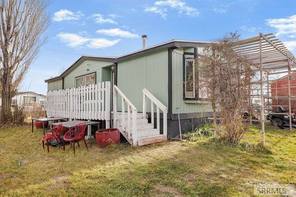 2 Acres of Residential Land with Home for Sale in Pocatello, Idaho