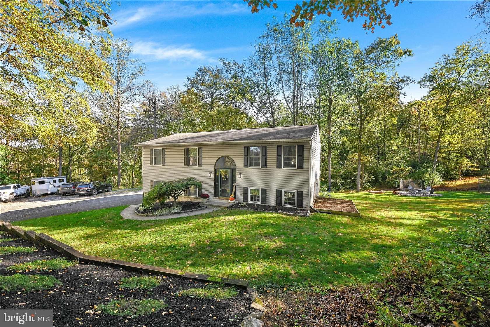 9.48 Acres of Land with Home for Auction in Reinholds, Pennsylvania