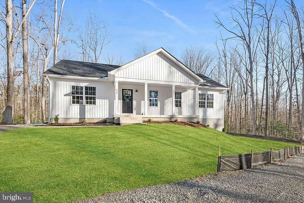 3.23 Acres of Residential Land with Home for Sale in Mineral, Virginia