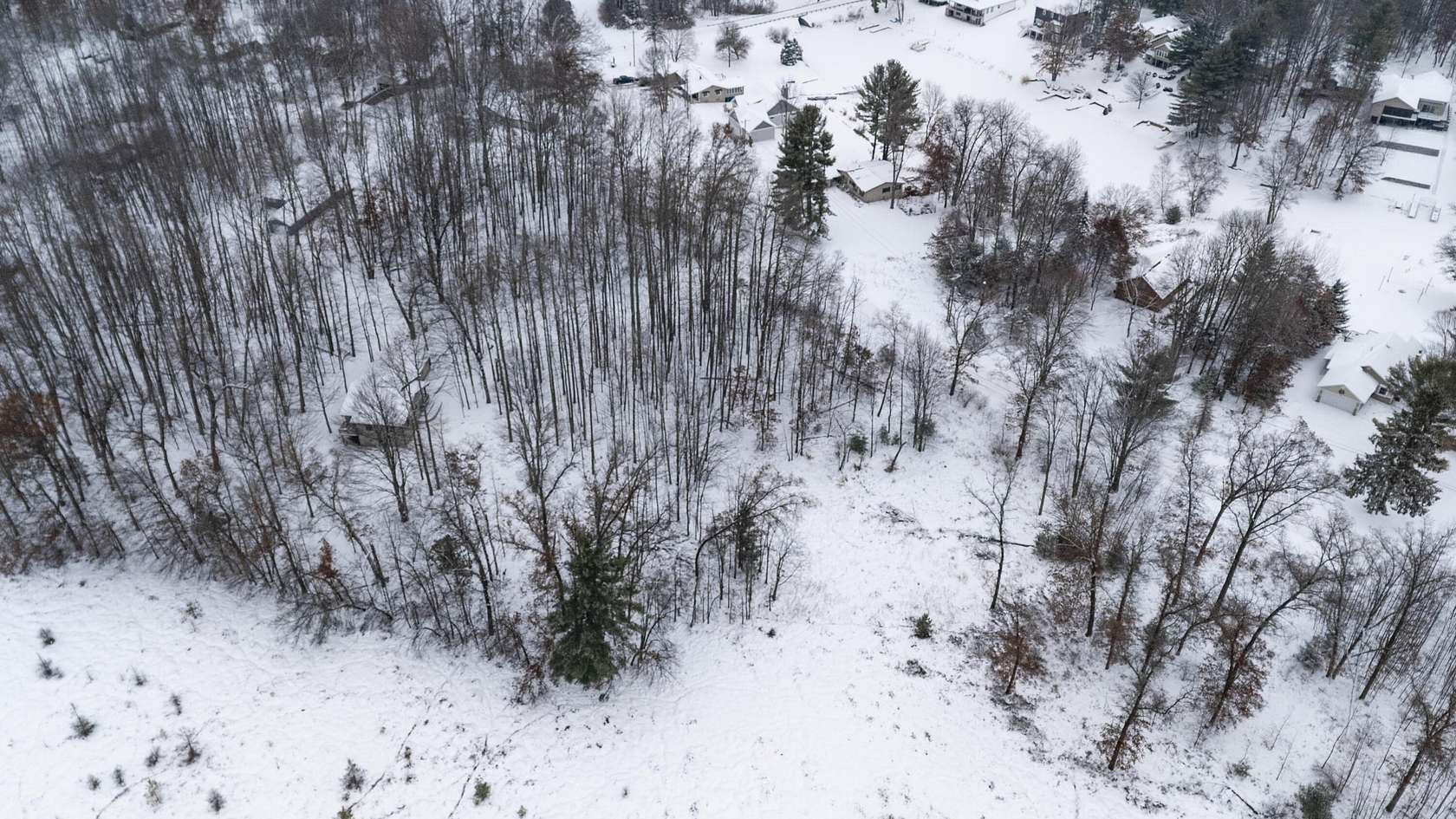 0.27 Acres of Land for Sale in Canadian Lakes, Michigan