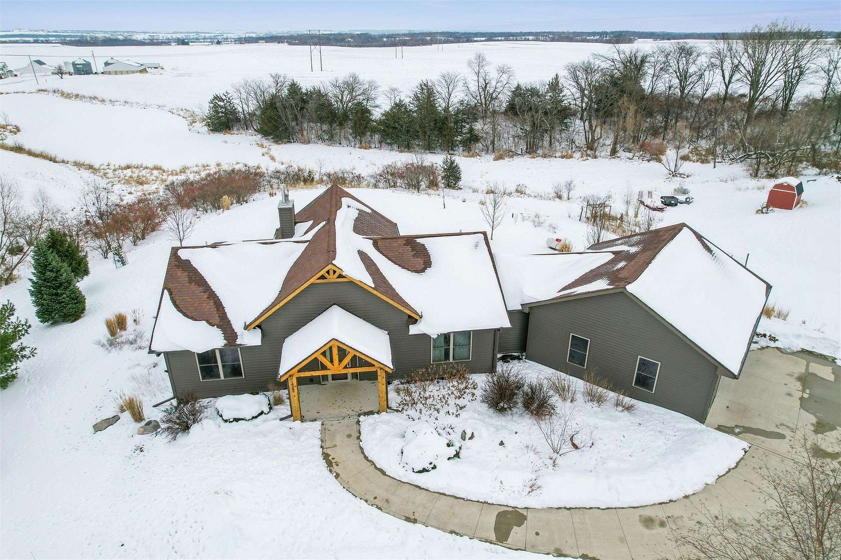 4.67 Acres of Residential Land with Home for Sale in Elkhart, Iowa