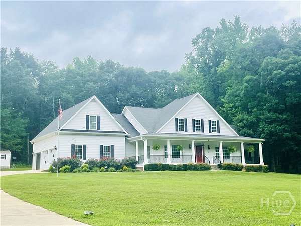 1.58 Acres of Residential Land with Home for Sale in Winterville, Georgia